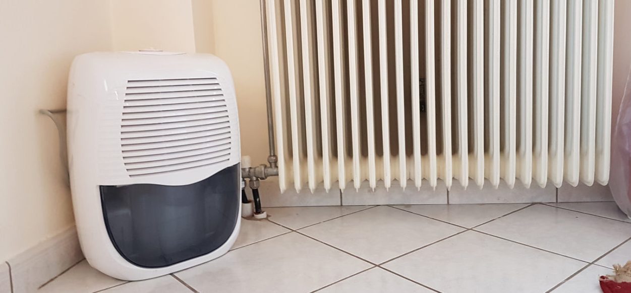 Déshumidificateur et autres solutions contre l'humidité dans la maison