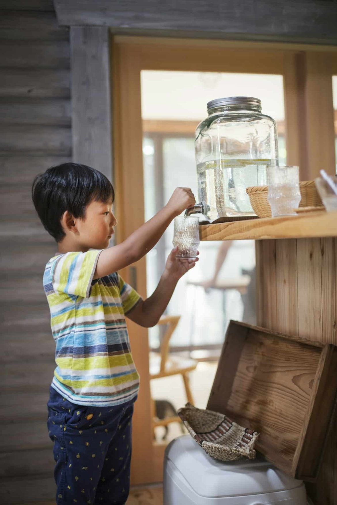 Filtre à eau par gravité : les avantages de l’utilisation du dispositif